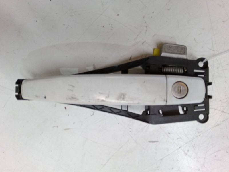 Recambio de maneta exterior puerta delantera izquierda para opel corsa d (s07) 1.3 cdti (l08, l68) referencia OEM IAM   