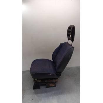ASIENTO DELANTERO IZQUIERDO 