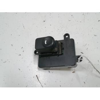 MANDO ELEVALUNAS DELANTERO DERECHO 93575-2L011 