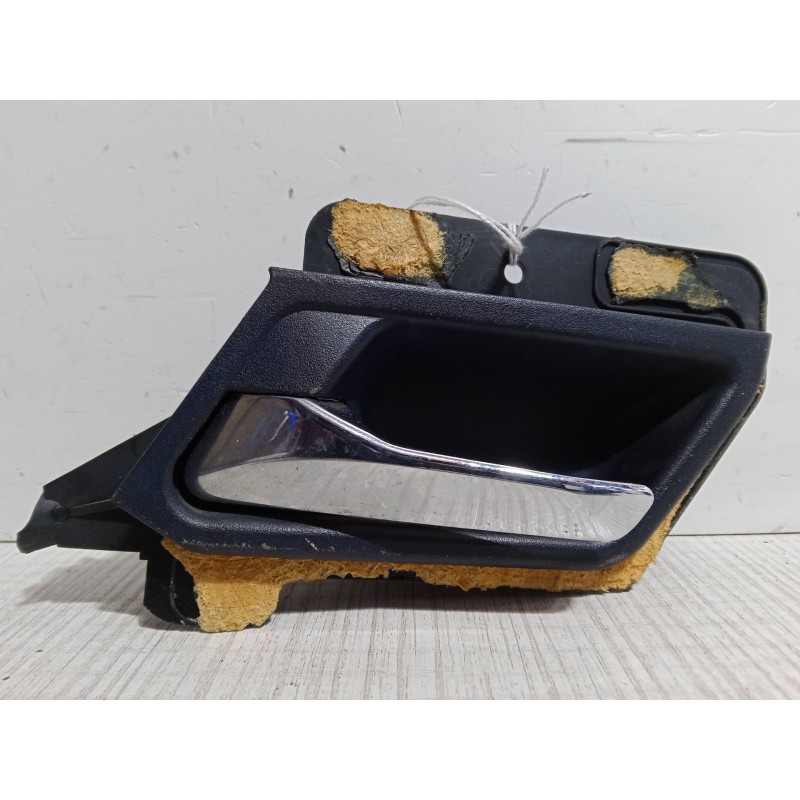 Recambio de maneta interior puerta delantera izquierda para mercedes-benz clase c (w202) c 250 turbo-d (202.128) referencia OEM 