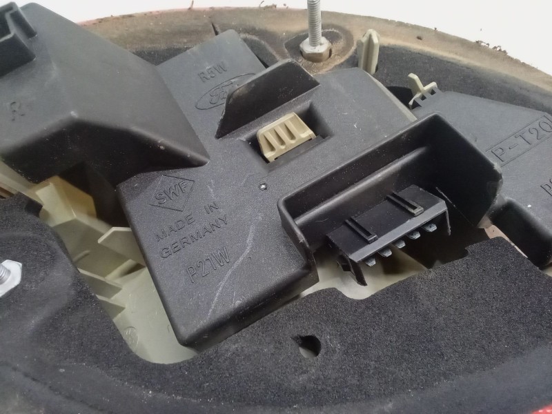 Recambio de piloto trasero derecho para ford ka (rb_) 1.3 i rocam referencia OEM IAM   