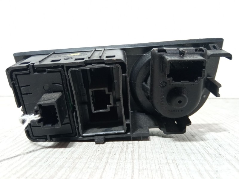 Recambio de mando retrovisor para dacia sandero ii 1.5 dci 75 / blue dci 75 (b8jw, b8m4, b8ah, b8m7, b8m6) referencia OEM IAM   