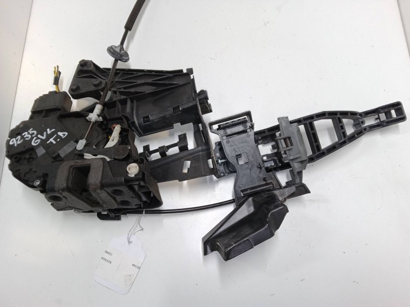 Recambio de cerradura puerta trasera derecha para ford kuga i 2.5 4x4 referencia OEM IAM 8V4AS28412EA  A048317