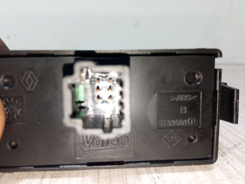 Recambio de warning para dacia sandero ii 1.5 dci 75 / blue dci 75 (b8jw, b8m4, b8ah, b8m7, b8m6) referencia OEM IAM   