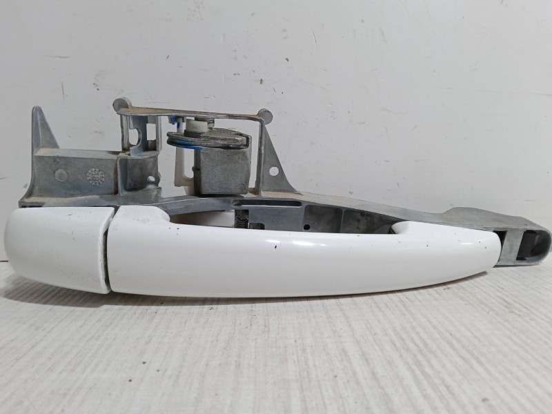 Recambio de maneta exterior puerta delantera derecha para peugeot 208 i (ca_, cc_) 1.2 vti 82 referencia OEM IAM   