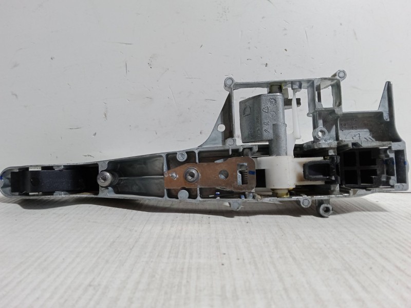 Recambio de maneta exterior puerta delantera derecha para peugeot 208 i (ca_, cc_) 1.2 vti 82 referencia OEM IAM   