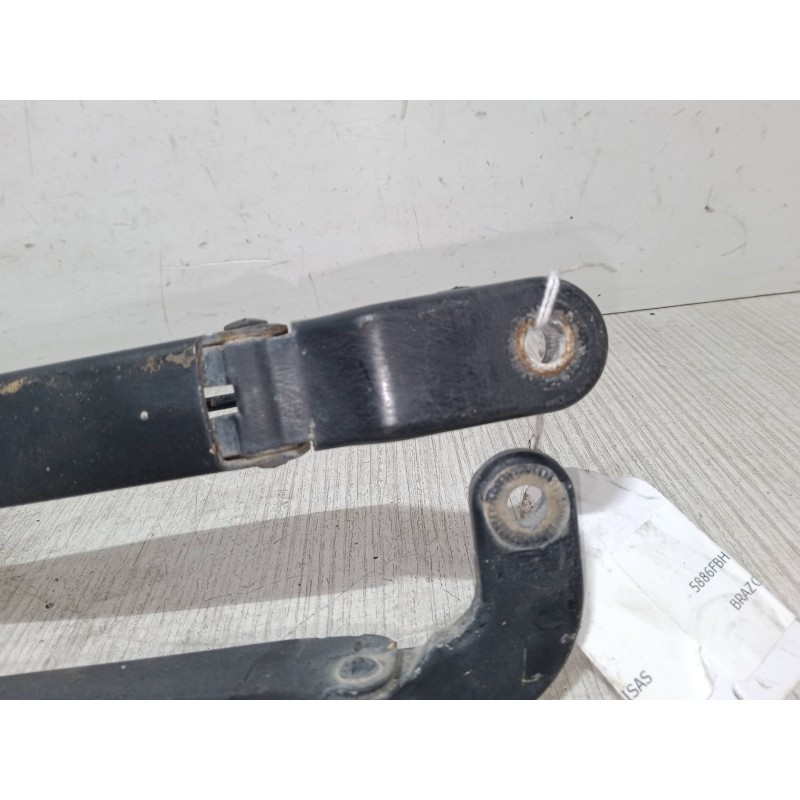 Recambio de brazo delantero limpiaparabrisas para renault twingo i (c06_) 1.2 16v (c06c, c06d, c06k) referencia OEM IAM   