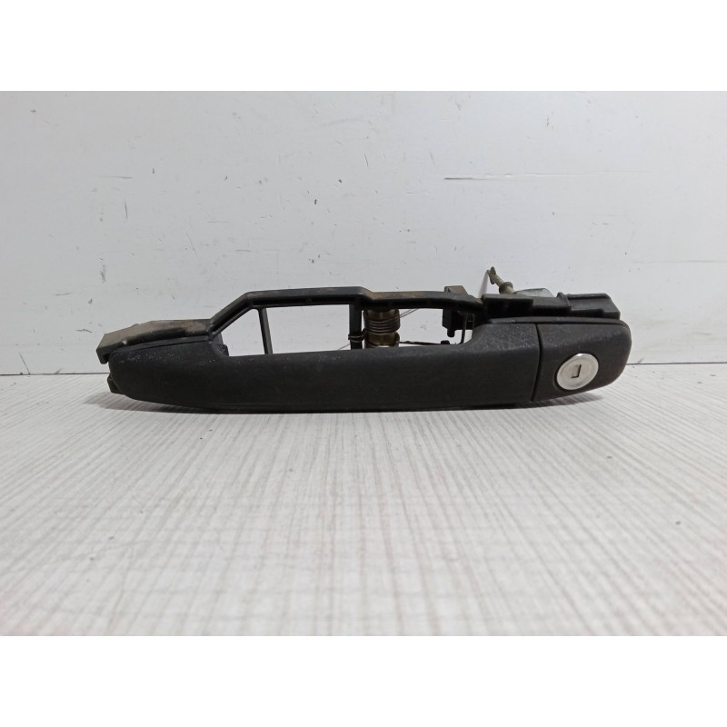 Recambio de maneta exterior puerta delantera izquierda para mercedes-benz clase c (w202) c 250 turbo-d (202.128) referencia OEM 