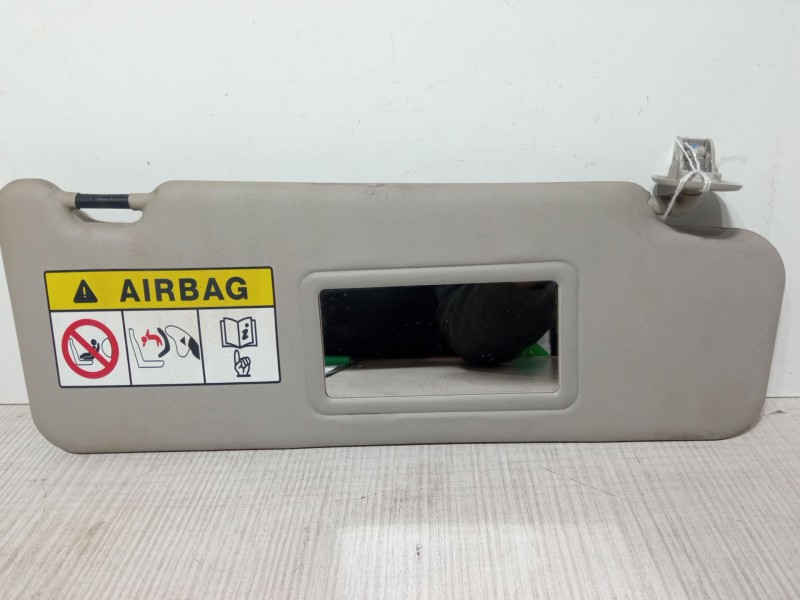 Recambio de parasol derecho para dacia sandero ii 1.5 dci 75 / blue dci 75 (b8jw, b8m4, b8ah, b8m7, b8m6) referencia OEM IAM   