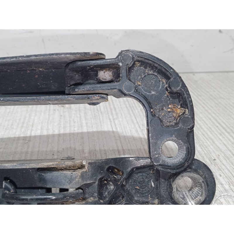 Recambio de brazo delantero limpiaparabrisas para renault twingo i (c06_) 1.2 16v (c06c, c06d, c06k) referencia OEM IAM   