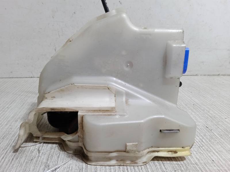 CERRADURA PUERTA DELANTERA DERECHA 