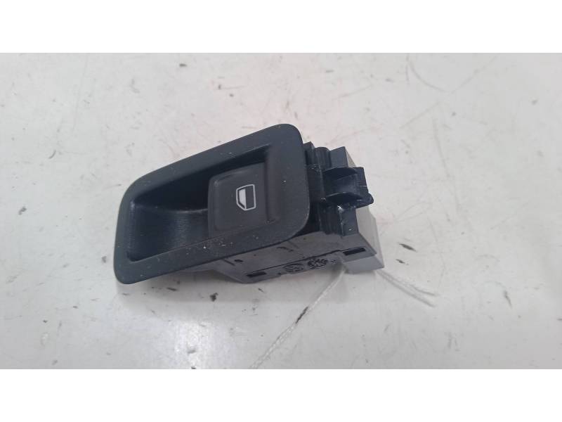 MANDO ELEVALUNAS DELANTERO DERECHO 6c0959855 