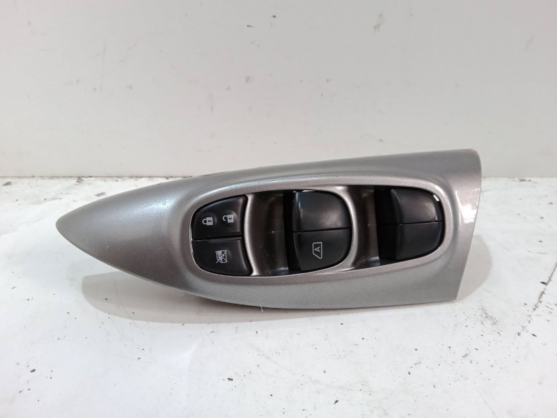 Recambio de mando elevalunas delantero izquierdo para citroën c2 (jm_) 1.1 referencia OEM IAM   