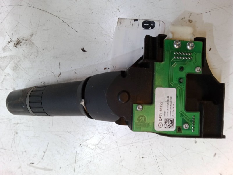 Recambio de mando de intermitencia para mazda 2 (de_, dh_) 1.4 mzr-cd referencia OEM IAM Df7166122  k1827