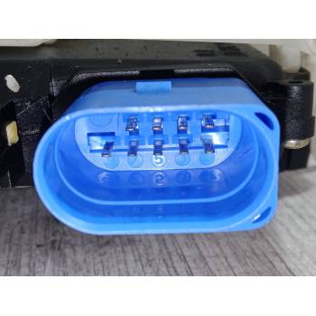 CERRADURA PUERTA DELANTERA DERECHA 