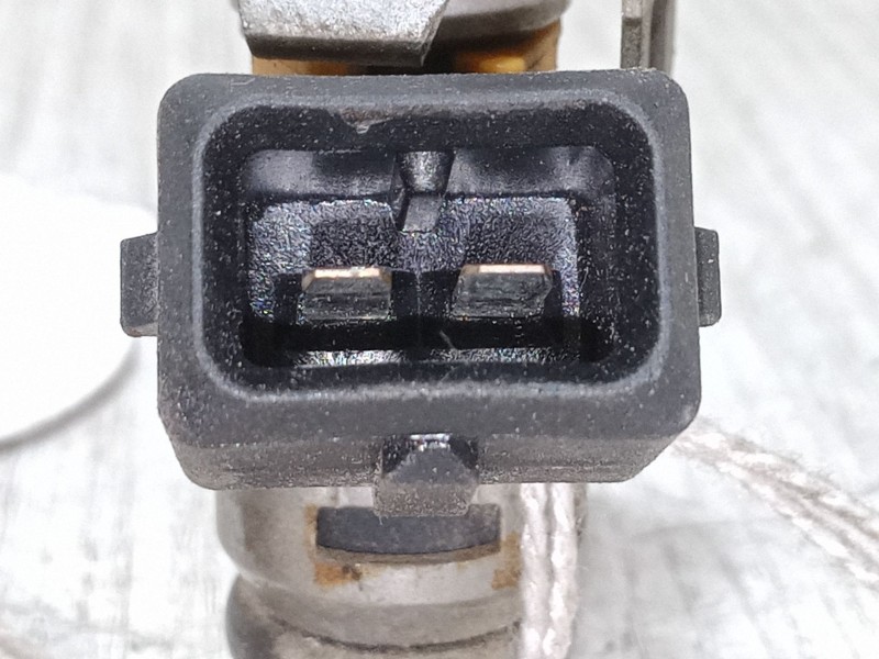 Recambio de inyector para fiat punto evo (199_) 1.2 referencia OEM IAM   