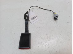 Recambio de anclaje cinturon delantero izquierdo para peugeot 208 i (ca_, cc_) 1.2 vti 82 referencia OEM IAM    2