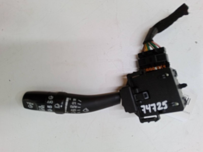 Recambio de mando limpiaparabrisas para hyundai santa fé ii (cm) 2.2 crdi referencia OEM IAM 202004725  