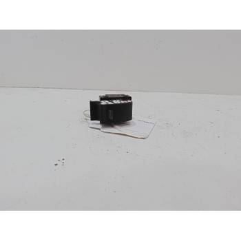 MANDO ELEVALUNAS DELANTERO DERECHO 8L0959855 