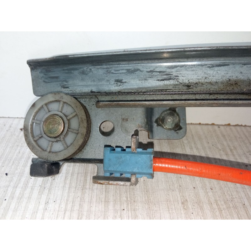 Recambio de elevalunas electrico delantero izquierdo para citroën saxo (s0, s1) 1.1 x, sx referencia OEM IAM 400671T4  