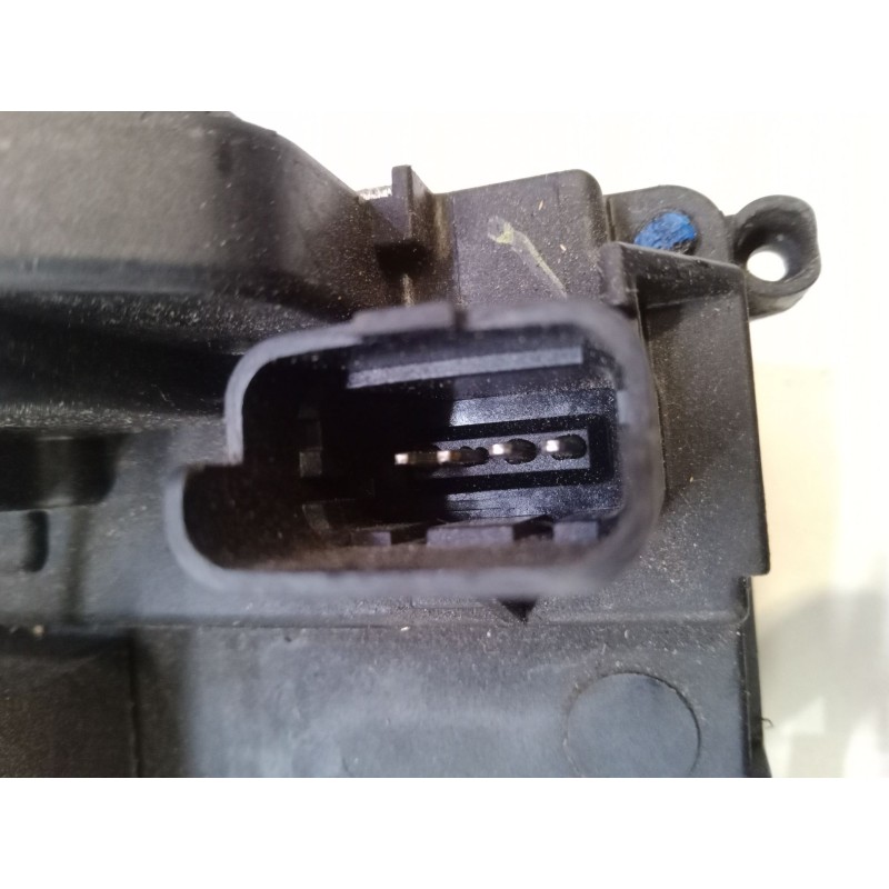 Recambio de cerradura puerta trasera derecha para renault clio iii (br0/1, cr0/1) 1.2 16v (br02, br0j, br11, cr02, cr0j, cr11) r