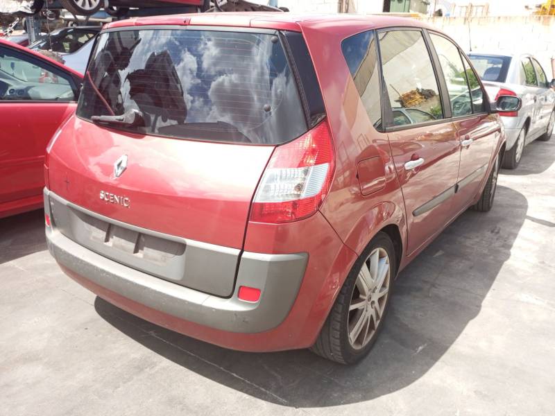 RENAULT SCÉNIC II (JM0/1_)