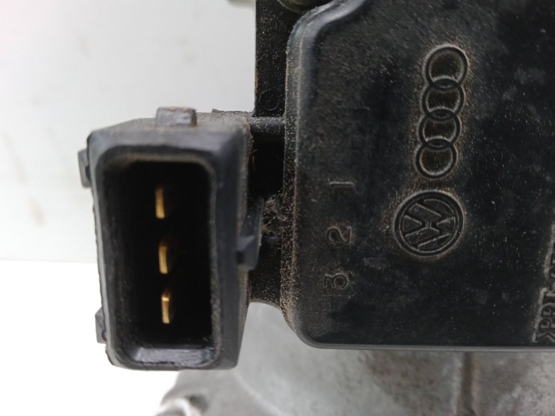 Recambio de caudalimetro para seat toledo i (1l2) 1.6 i referencia OEM IAM 037906461B  