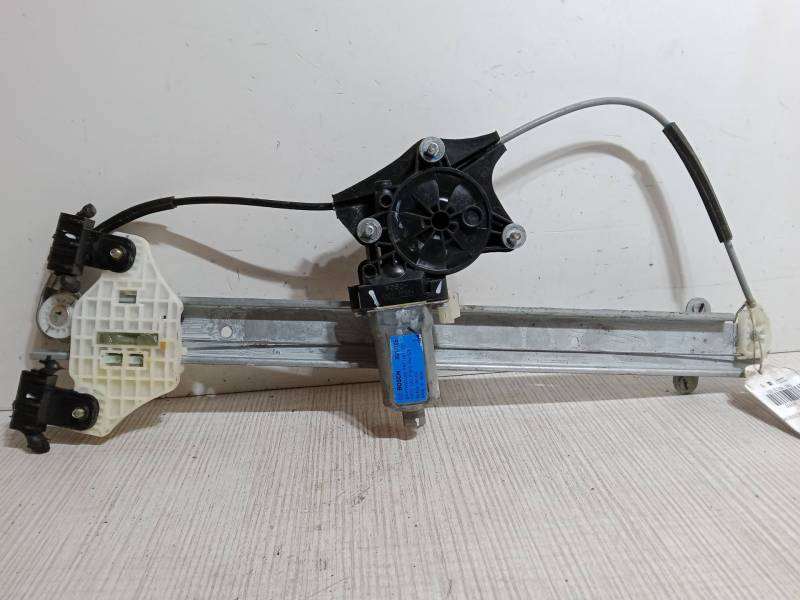 ELEVALUNAS ELECTRICO DELANTERO DERECHO 