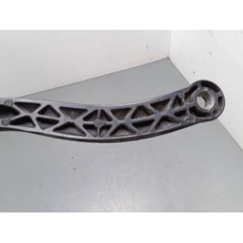 BRAZO LIMPIA DELANTERO DERECHO 