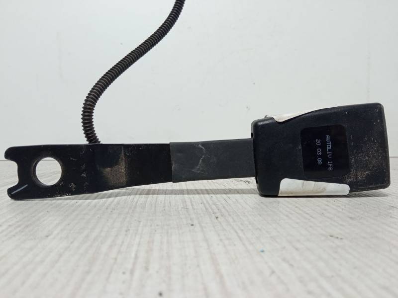 ANCLAJE CINTURON DELANTERO IZQUIERDO 