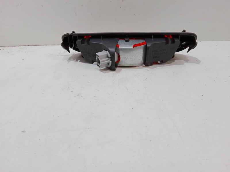 Recambio de luz central de freno para honda cr-v ii (rd_) 2.2 ctdi (rd9) referencia OEM IAM   