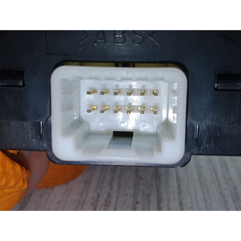 Recambio de antena clausor para citroën c-crosser (vu_, vv_) 2.2 hdi referencia OEM IAM G8D646MB  