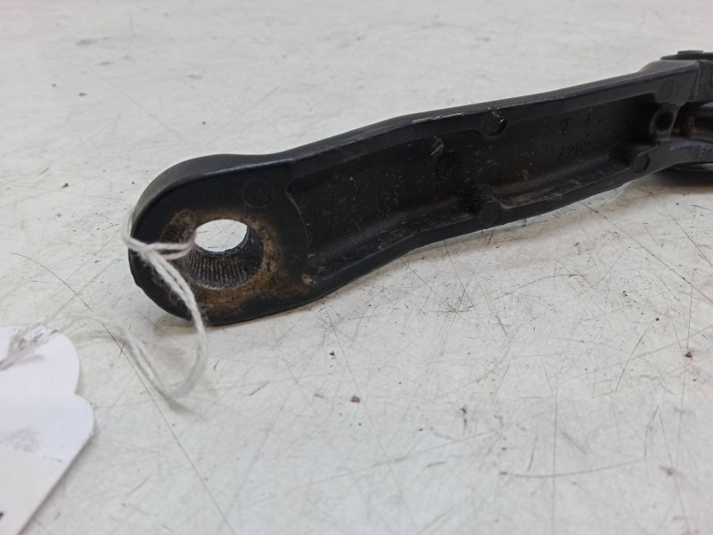 Recambio de brazo limpia delantero izquierdo para peugeot 206 hatchback (2a/c) 1.4 i referencia OEM IAM   