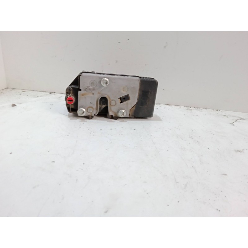 Recambio de cerradura puerta trasera izquierda para opel zafira a monospace (t98) 2.0 dti 16v (f75) referencia OEM IAM   
