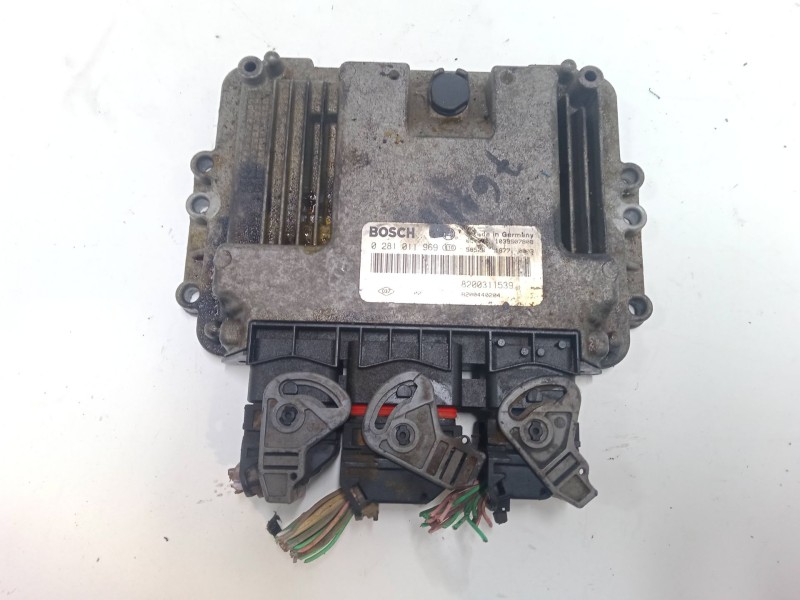 Recambio de centralita motor uce para renault laguna ii (bg0/1_) 1.9 dci (bg08, bg0g) referencia OEM IAM 82003115398200440204  0