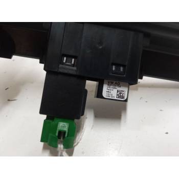CONECTOR USB / AUX 5M0035724 