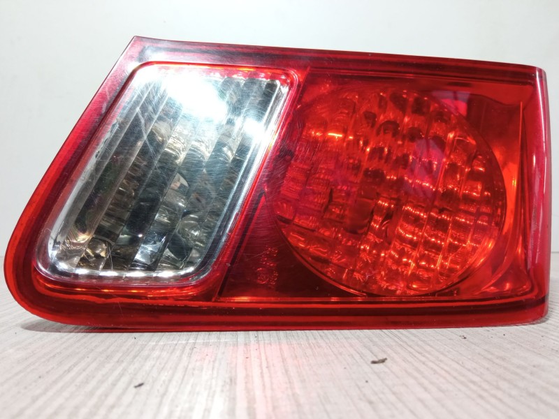 Recambio de piloto trasero porton izquierdo para honda civic vii sedán (es, et) 1.3 ima (ed9, es9) referencia OEM IAM   