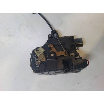 CERRADURA PUERTA DELANTERA IZQUIERDA 