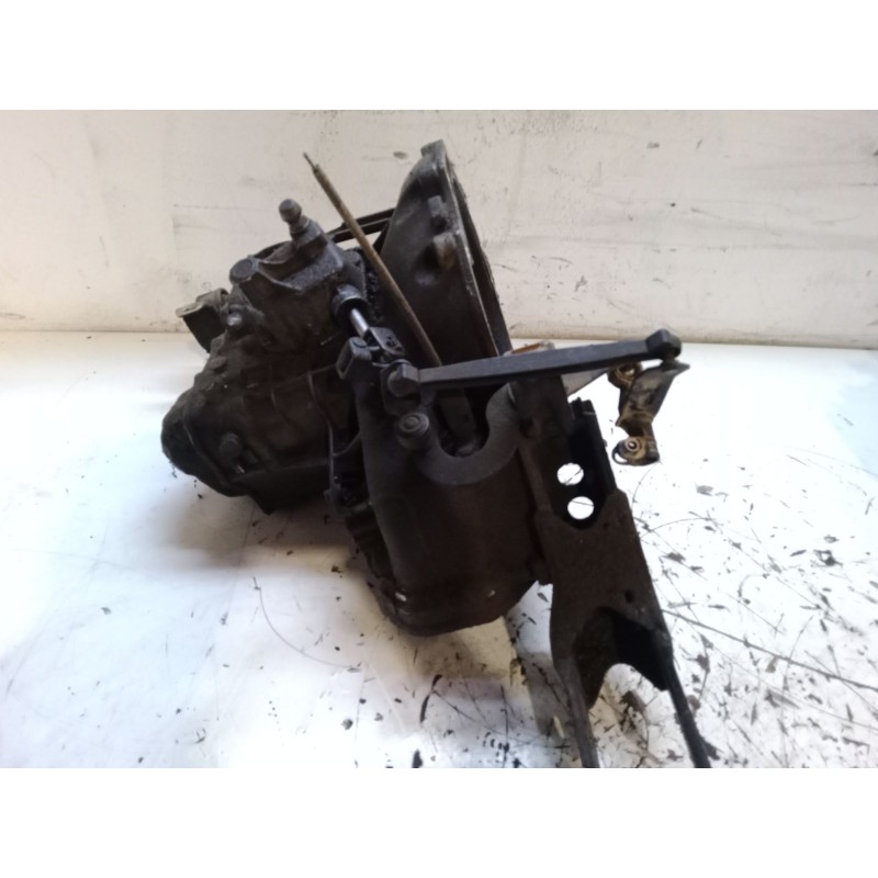 Recambio de caja de cambios manual 5 velocidades para opel corsa b (s93) 1.4 i (f08, f68, m68) referencia OEM IAM   