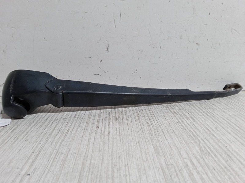 Recambio de brazo limpia trasero para audi a3 (8l1) 1.9 tdi referencia OEM IAM   