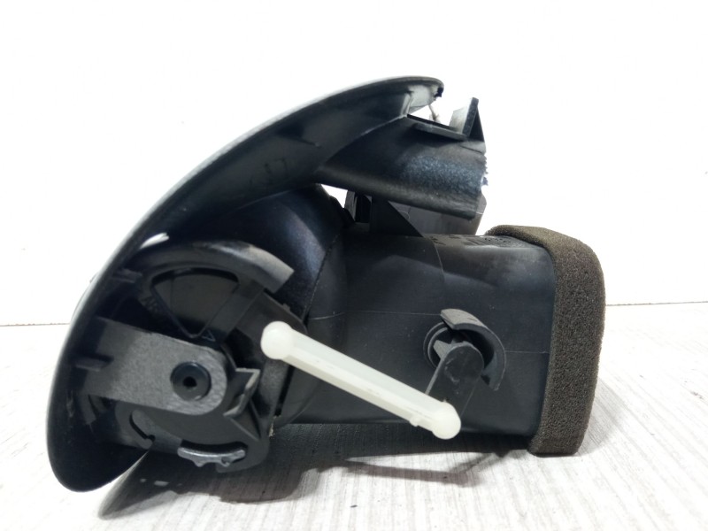 Recambio de aireador derecho para citroën xsara picasso (n68) 1.6 hdi referencia OEM IAM F825356  