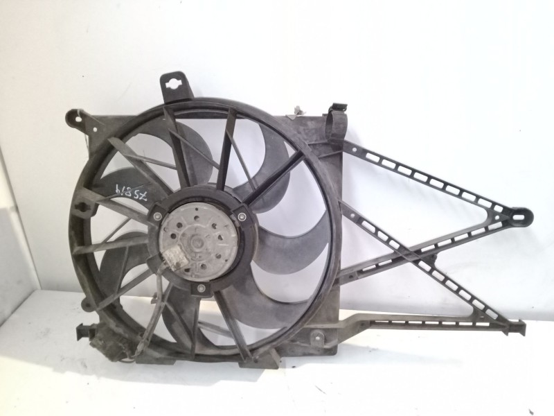 Recambio de electroventilador para opel astra h (a04) 1.4 (l48) referencia OEM IAM 13205946  0130303987