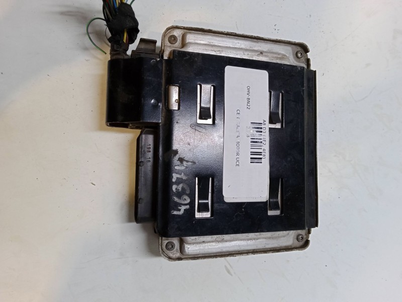 Recambio de centralita motor uce para audi a8 d3 (4e2, 4e8) 4.2 quattro referencia OEM IAM   