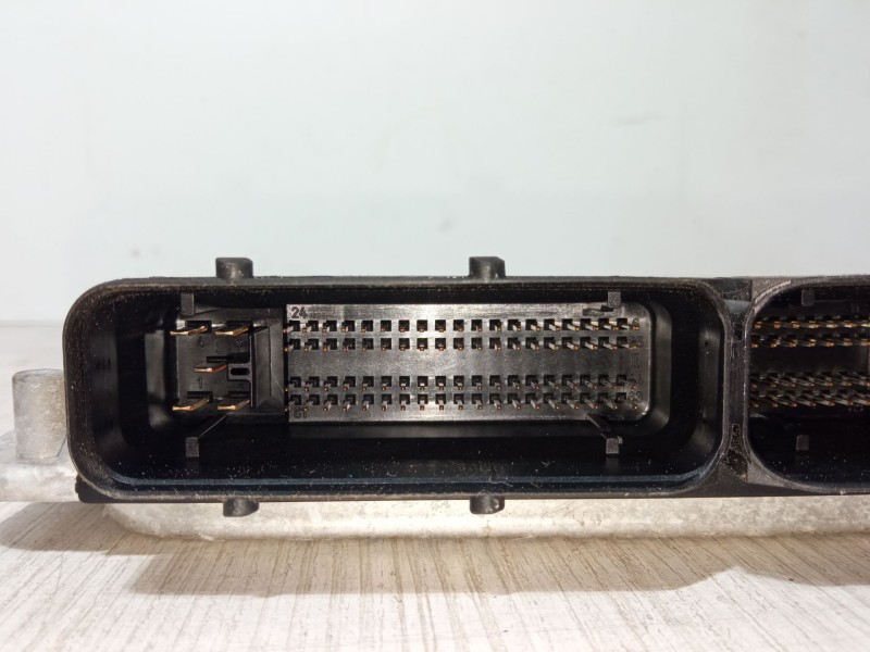 Recambio de centralita motor uce para seat ibiza iii (6l1) 1.9 tdi referencia OEM IAM 038906019NL 1039S11516 1154 0244 0 281 012
