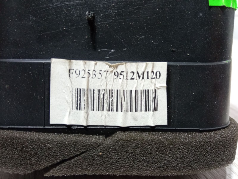 Recambio de aireador izquierdo para citroën xsara picasso (n68) 1.6 hdi referencia OEM IAM F925357 9512M120 