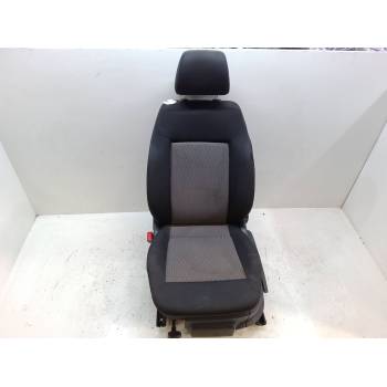 ASIENTO DELANTERO IZQUIERDO 