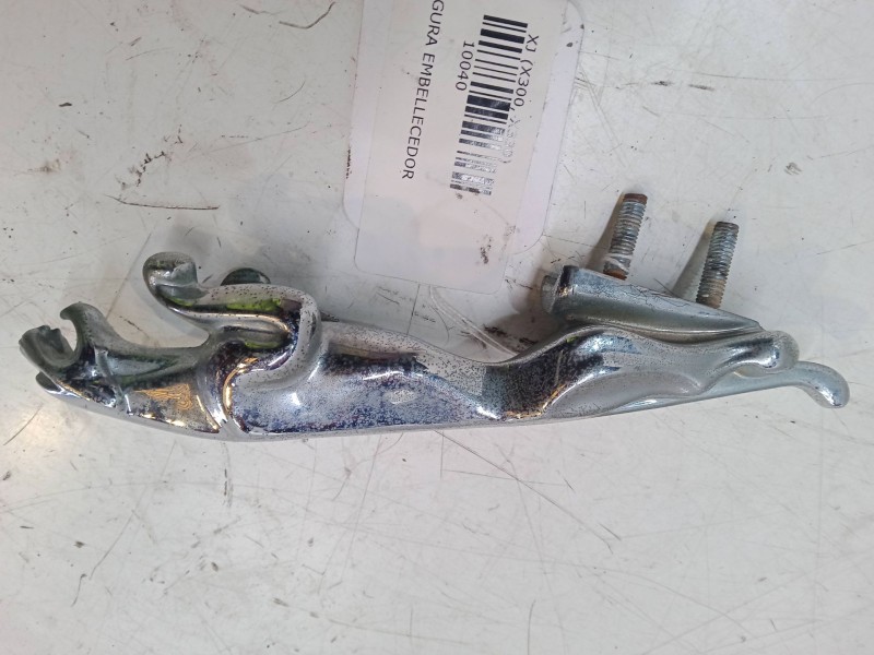Recambio de figura embellecedor para jaguar xj (x300, x330) 6 sovereign 4.0 referencia OEM IAM   