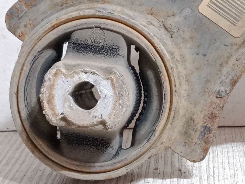 Recambio de brazo suspension inferior delantero izquierdo para fiat punto evo (199_) 1.2 referencia OEM IAM   