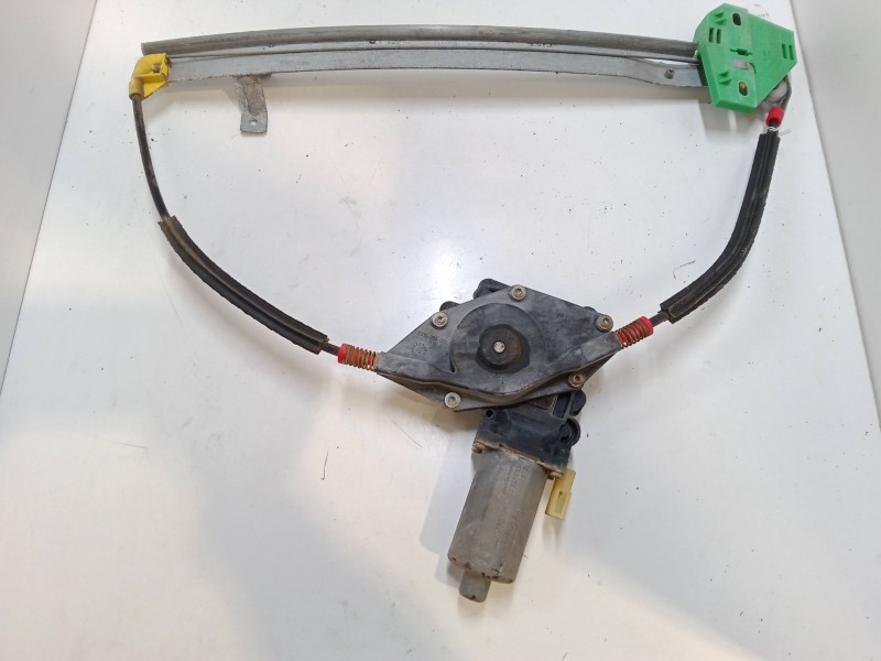 Recambio de elevalunas electrico delantero derecho para ford ka (rb_) 1.3 i referencia OEM IAM 0130821683  