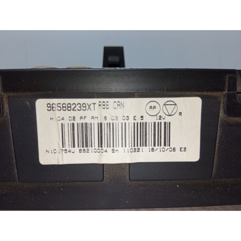 Recambio de mando climatizador para citroën c3 i (fc_, fn_) 1.1 i referencia OEM IAM 96588239XT  